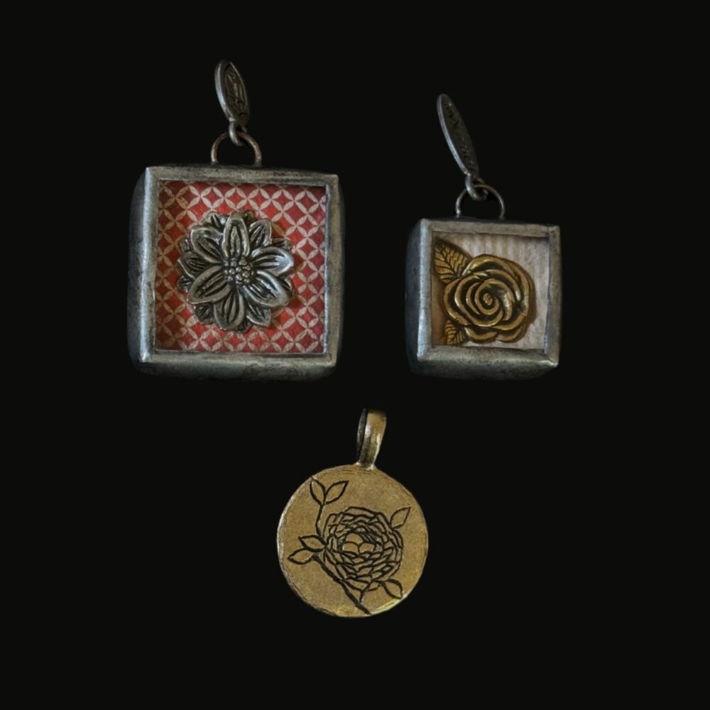 Retired Jewel Kade Floral & Quote Double-Sided Charms – Rose, Beauty – Lot of 3